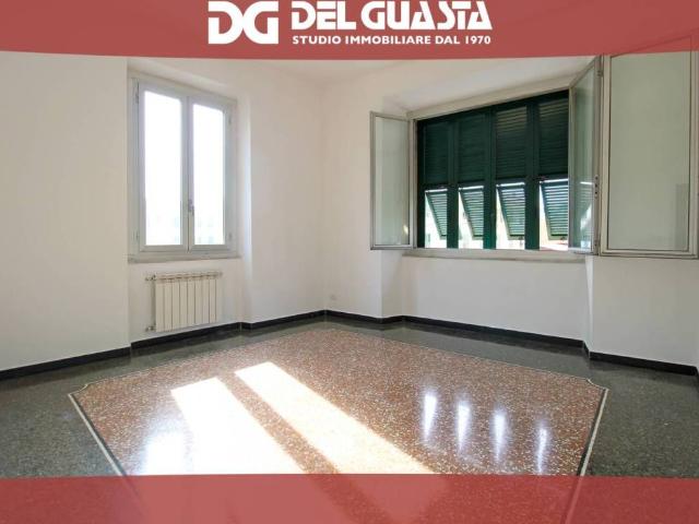 Appartamento in affitto a Genova corso Alessandro De Stefanis, non arredato/vuoto, ascensore, doppi vetri TrovaCasa
