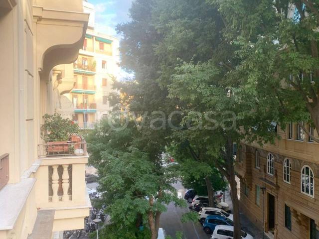 Appartamento in affitto a Genova corso Mentana, 4, arredato, posto auto, ristrutturato TrovaCasa