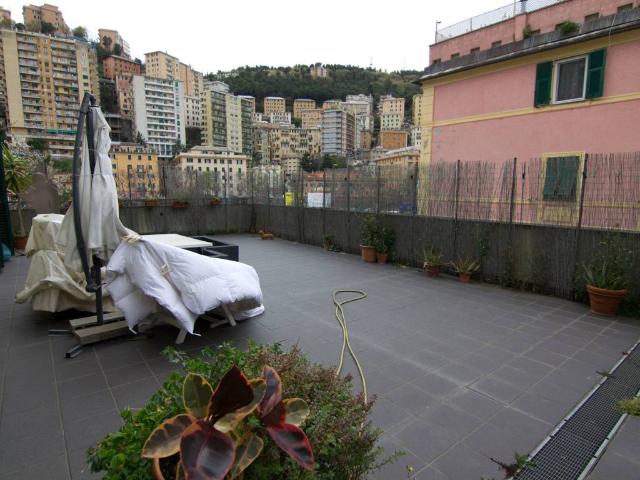 Appartamento in affitto a Genova GE