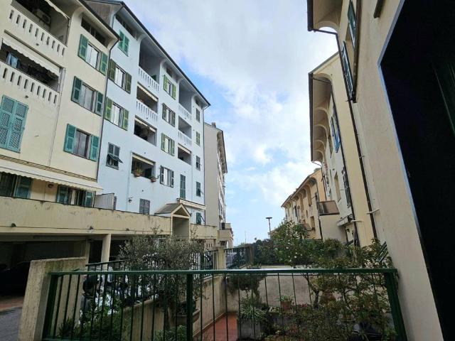 Appartamento in affitto a Genova GE