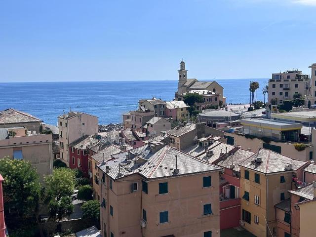 Appartamento in Affitto a Genova in Via Nicolò Dodero