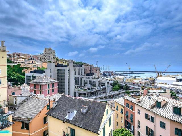 Appartamento in Affitto a Genova in Vico San Salvatore, 5