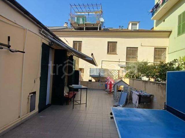 Appartamento in affitto a Genova, non arredato/vuoto, terrazzo, cucina abitabile TrovaCasa