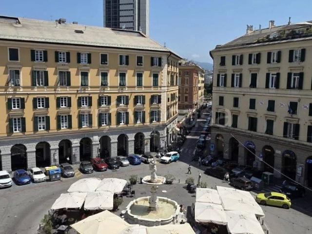 Appartamento in affitto a Genova piazza Donato Colombo, arredato, ristrutturato, luminoso TrovaCasa