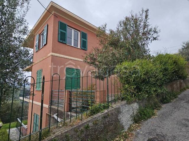 Appartamento in affitto a Genova salita Staiato, 6A, non arredato/vuoto, posto auto, riscaldamento autonomo TrovaCasa