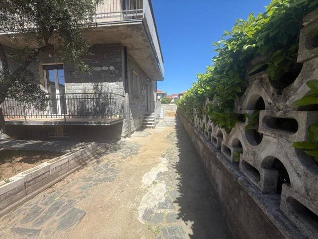 Appartamento in affitto a Gerenzano via Fratelli Cervi, 6, parzialmente arredato, balcone, angolo cottura TrovaCasa