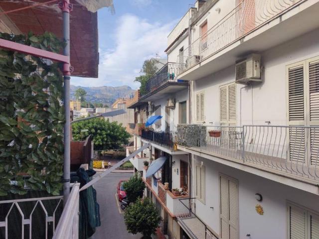 Appartamento in affitto a Giardini Naxos ME