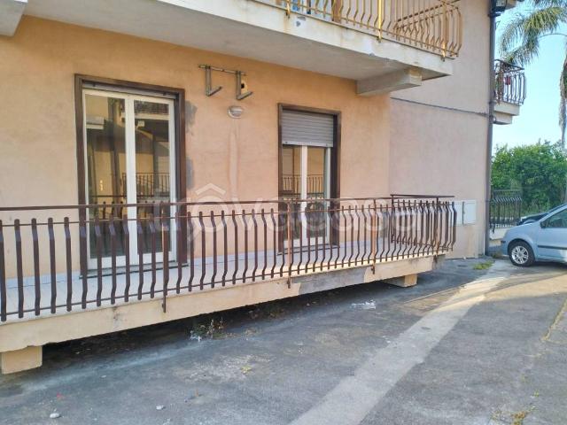 Appartamento in affitto a Giarre via Ruggero I, non arredato/vuoto, box, domotica TrovaCasa