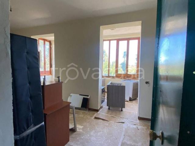 Appartamento in affitto a Giugliano in Campania via Madonna del Pantano, arredato, posto auto, riscaldamento autonomo TrovaCasa