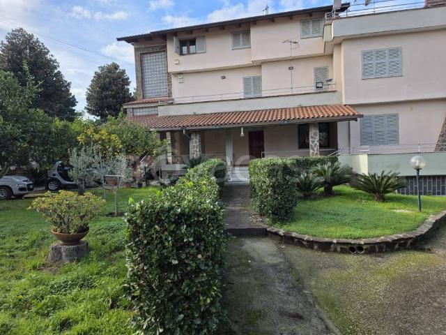 Appartamento in affitto a Giugliano in Campania via San Nullo, 39A, arredato, terrazzo, riscaldamento autonomo TrovaCasa