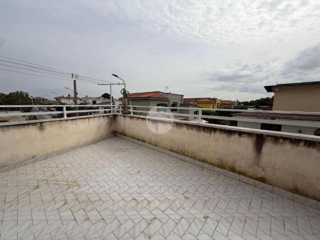 Appartamento in affitto a Giugliano in Campania via Torre Scafati, 81, non arredato/vuoto, posto auto, terrazzo TrovaCasa