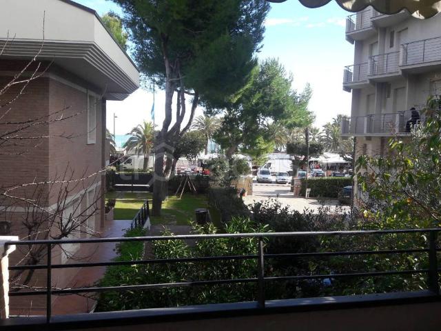 Appartamento in affitto a Giulianova via Capuani, 24, arredato, terrazzo, ascensore TrovaCasa