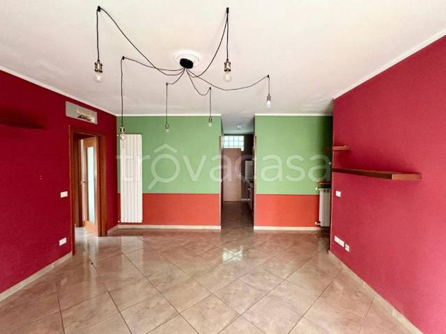 Appartamento in affitto a Giulianova via Giovanni Boccaccio, 6, non arredato/vuoto, ascensore, centrale TrovaCasa