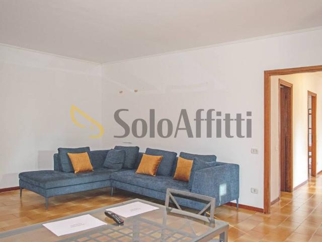 Appartamento in affitto a Giussano MB