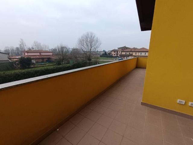 Appartamento in affitto a Giussago PV