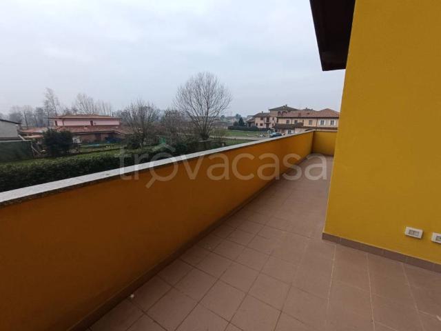 Appartamento in affitto a Giussago via San Bernardo, arredato, posto auto, box TrovaCasa