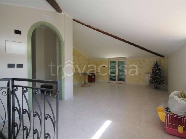 Appartamento in affitto a Gravina di Catania via Gramsci, 1, non arredato/vuoto, terrazzo, centrale TrovaCasa