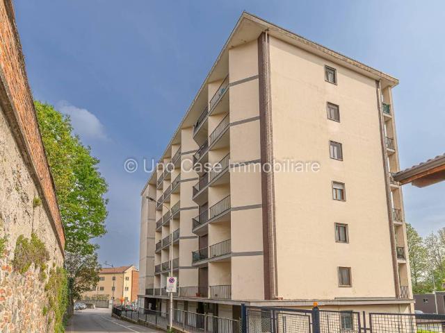 Appartamento in affitto a Ivrea via dei Cappuccini, 10, arredato, ascensore, cucina a vista TrovaCasa