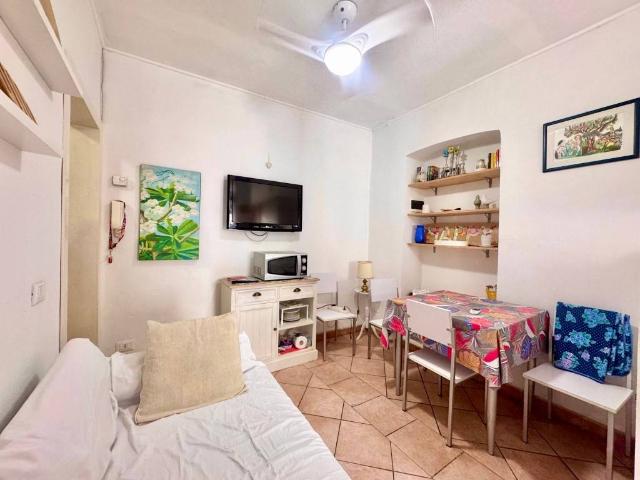 Appartamento in affitto a Imperia IM