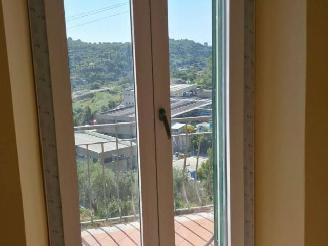 Appartamento in affitto a Imperia IM