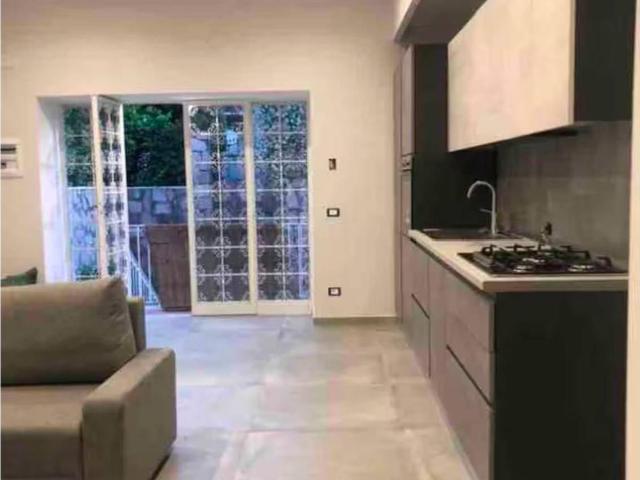 Appartamento in affitto a Ischia