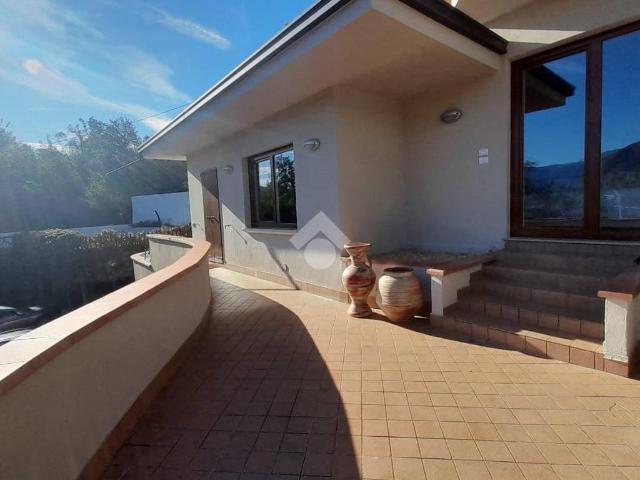Appartamento in affitto a Iseo via del dossello, arredato, terrazzo, vista lago TrovaCasa