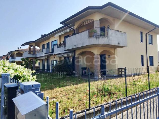 Appartamento in affitto a Isola della Scala via Carlo Cattaneo, non arredato/vuoto, giardino privato, box TrovaCasa