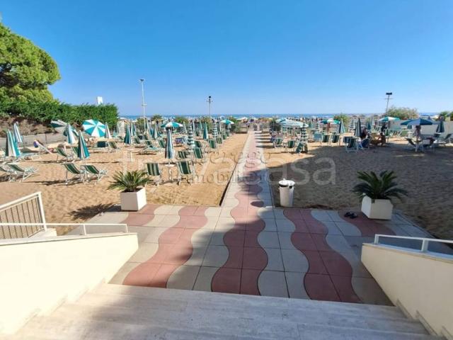 Appartamento in affitto a Jesolo via Zara, arredato, posto auto, terrazzo TrovaCasa