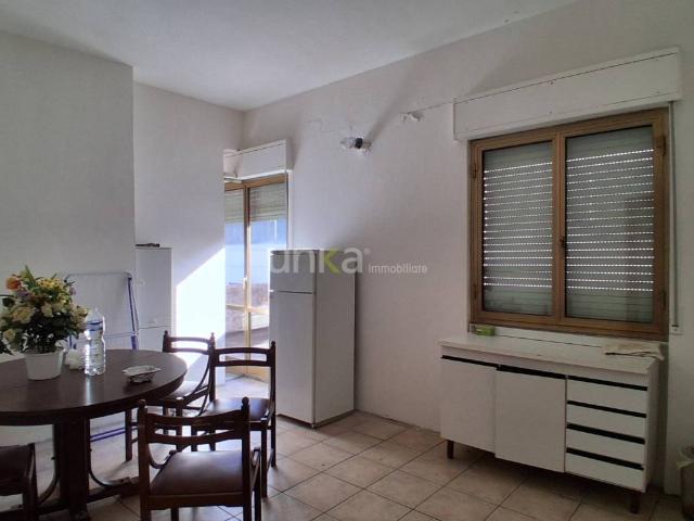 Appartamento in affitto a Jesi AN