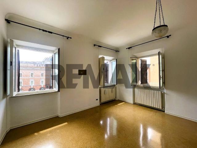 Appartamento in affitto a Jesi AN
