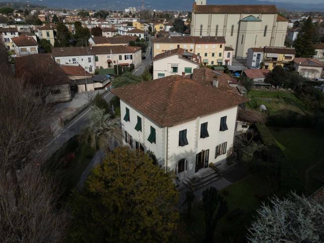 Appartamento in affitto a Lucca