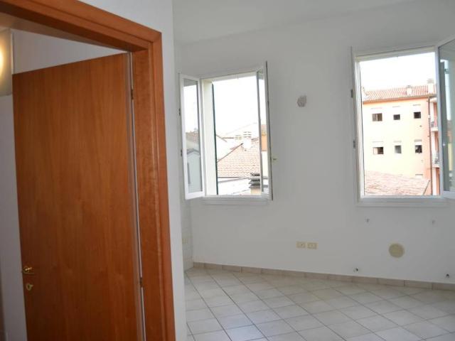 Appartamento in affitto a Lugo RA