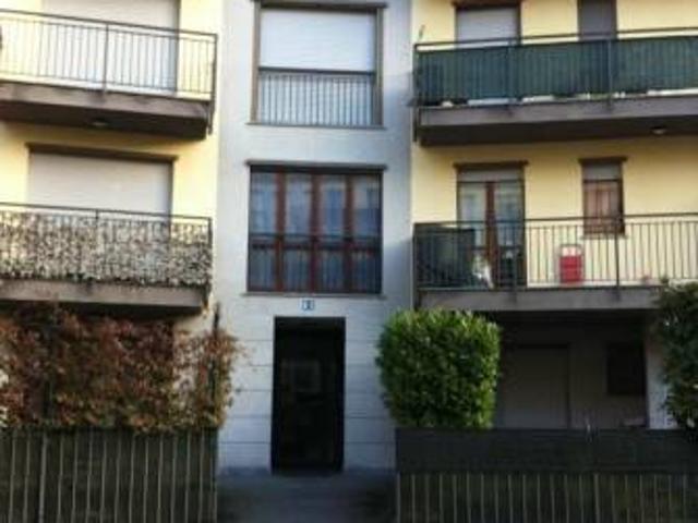 Appartamento in affitto a Luino VA