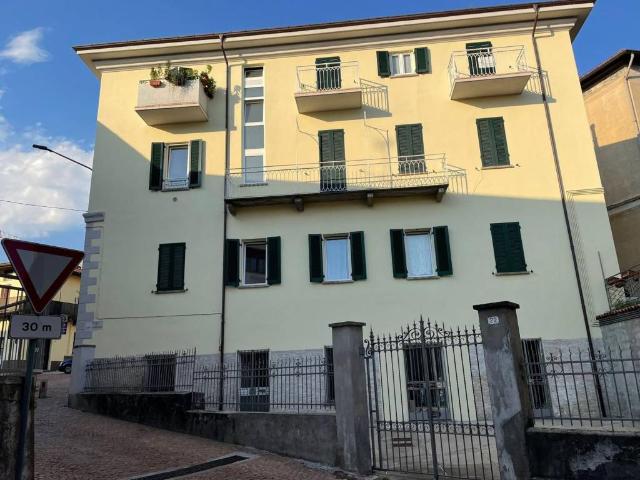 Appartamento in affitto a Luino VA