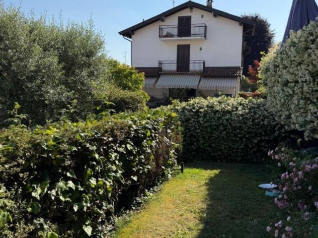 Appartamento in affitto a Lurate Caccivio, arredato, giardino privato, box TrovaCasa