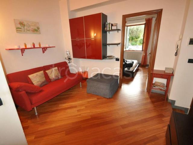 Appartamento in affitto a La Spezia via Giulio Vassalle, arredato, terrazzo, parquet TrovaCasa