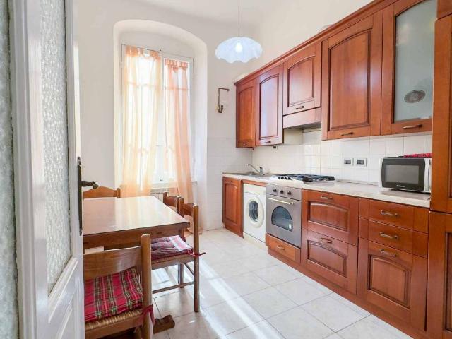 Appartamento in affitto a La Spezia largo Marcantone, 4, arredato, balcone, cucina abitabile TrovaCasa