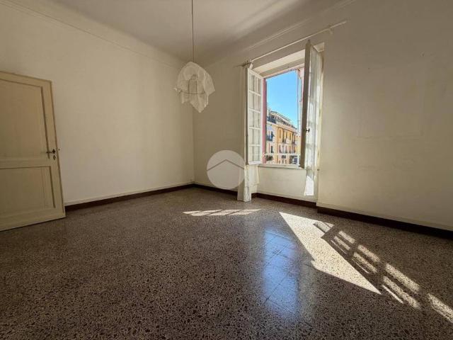 Appartamento in affitto a La Spezia piazza sant'agostino, 59, non arredato/vuoto, riscaldamento autonomo, immobile di prestigio TrovaCasa