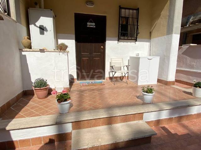 Appartamento in in affitto da privato a Ladispoli via Duca degli Abruzzi, 00000, giardino, da privato, vicinanze negozi TrovaCasa