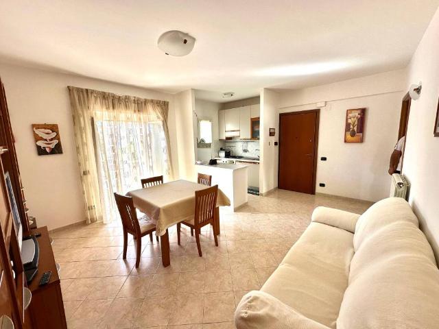Appartamento in affitto a Ladispoli RM