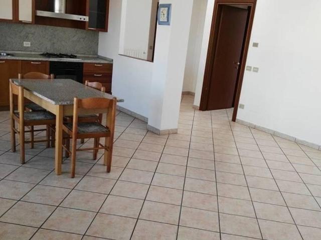 Appartamento in affitto a Lainate MI