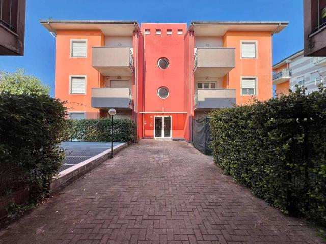 Appartamento in affitto a Lainate MI