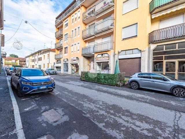 Appartamento in affitto a Lainate via Oscar Zavaglia, 14, libero subito, ristrutturato, centrale TrovaCasa