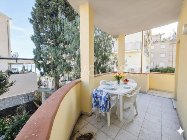 Appartamento in affitto a Laigueglia via delle Mimose, arredato, terrazzo, vista mare TrovaCasa