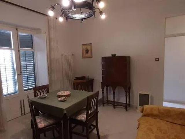 Appartamento in affitto a Lascari PA