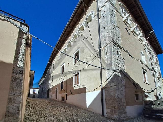 Appartamento in affitto a L'Aquila