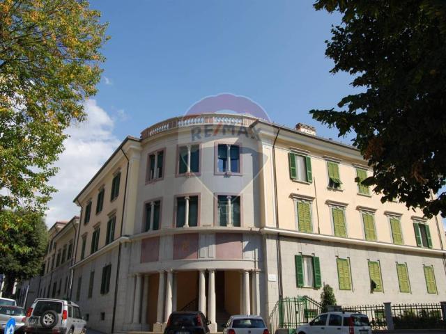 Appartamento in affitto a L'Aquila AQ
