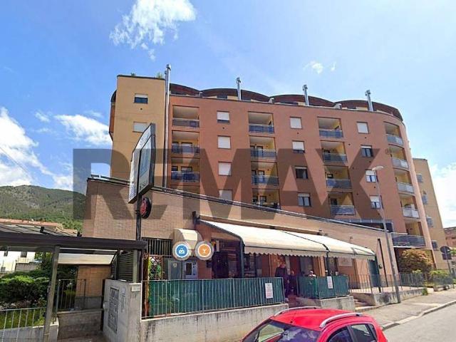 Appartamento in affitto a L'Aquila, arredato, box, terrazzo TrovaCasa