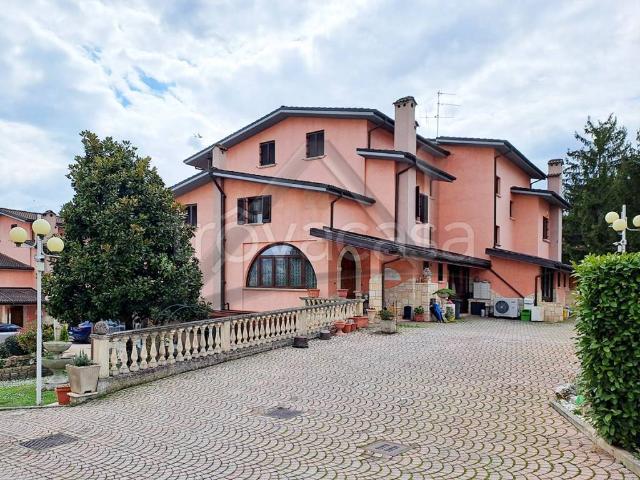 Appartamento in affitto a L'Aquila via Cappadocia, 4, arredato, terrazzo, veranda TrovaCasa