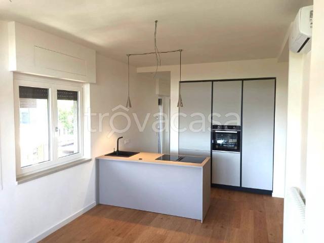 Appartamento in affitto a Latina, terrazzo, ristrutturato, lavastoviglie TrovaCasa